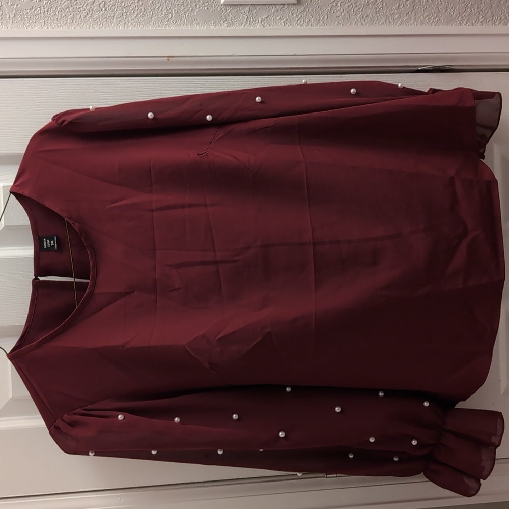 Many Shein Blouses With Pearls. - Picture 4 of 9